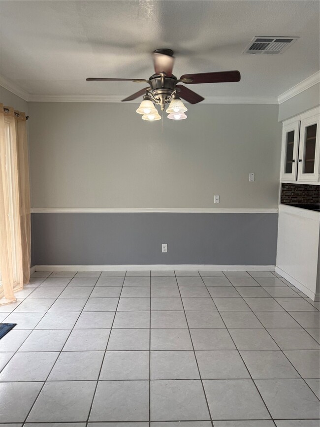 Photo - 814 Washington St