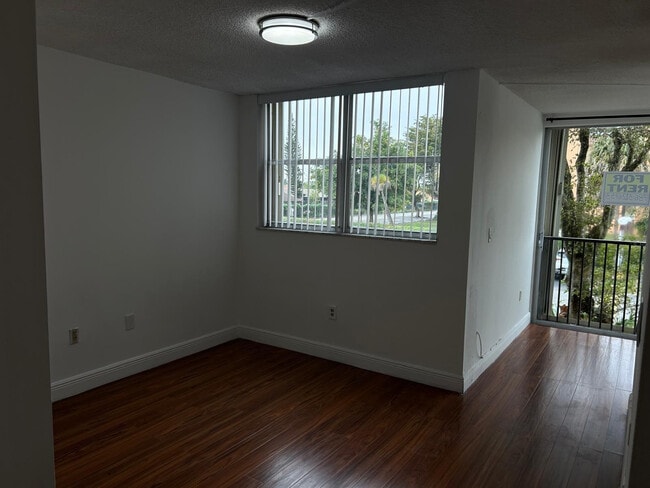 Photo - 9441 SW 4th St Unit 202