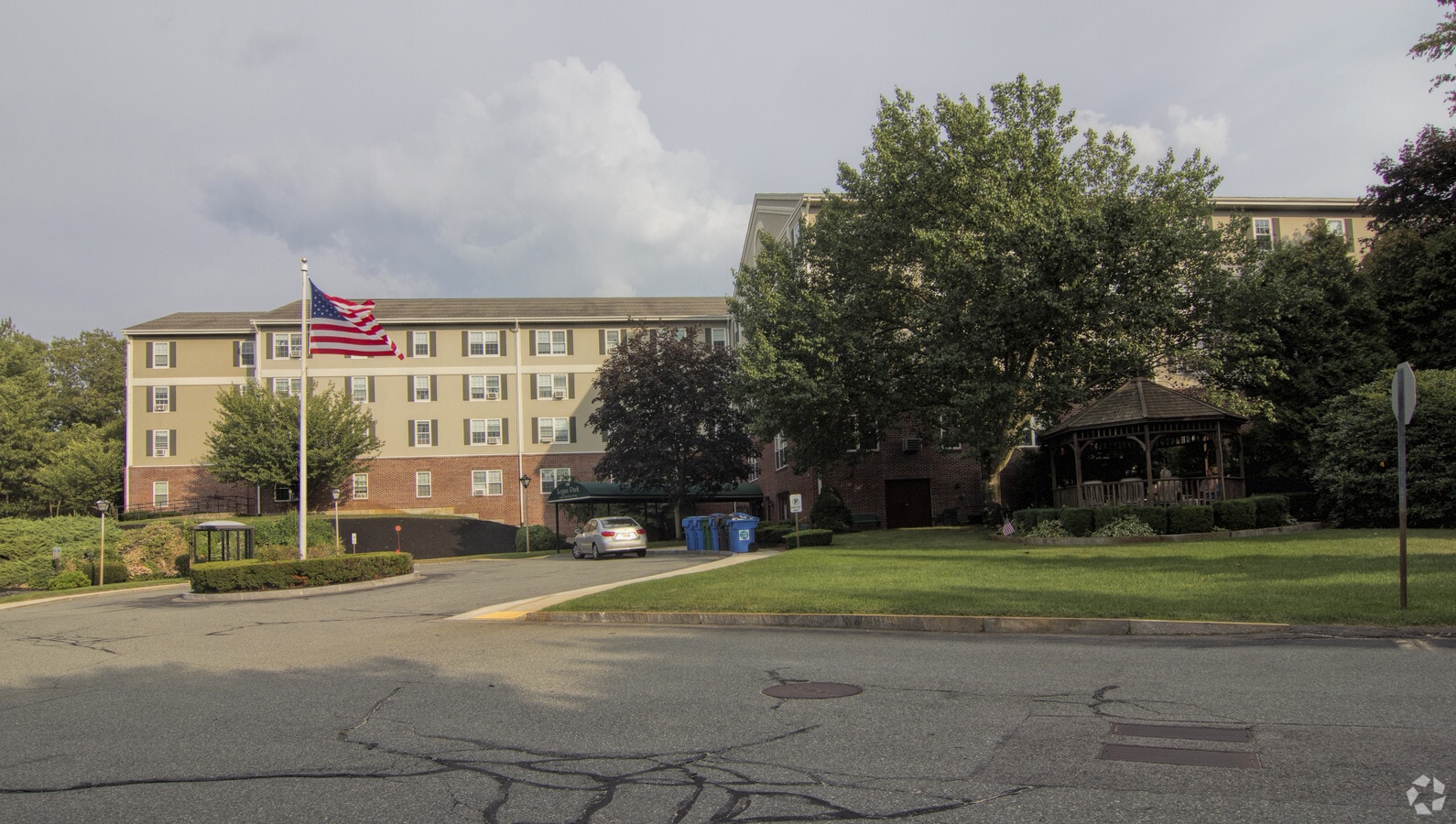 Photo - Logan Park Senior Living