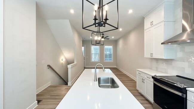 Photo - 195 Chestnut Cir