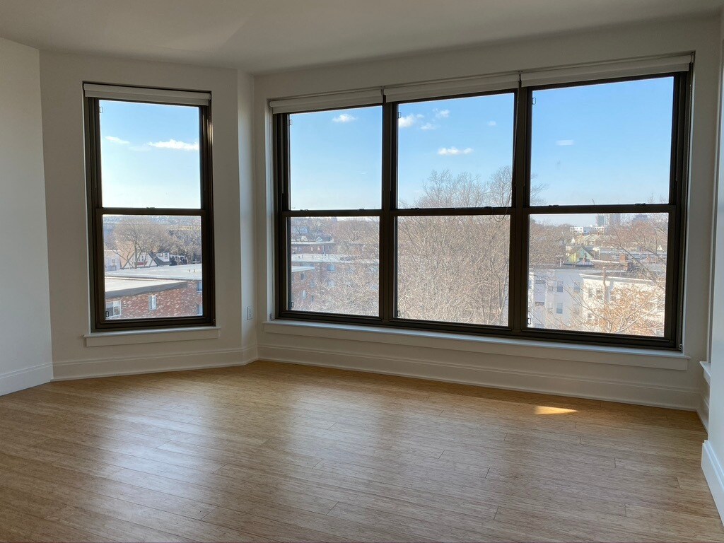 More Pictures Coming soon - 1102 Boylston St Unit 2