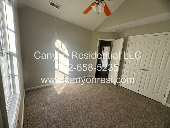 Photo - 109 Hayes Ct