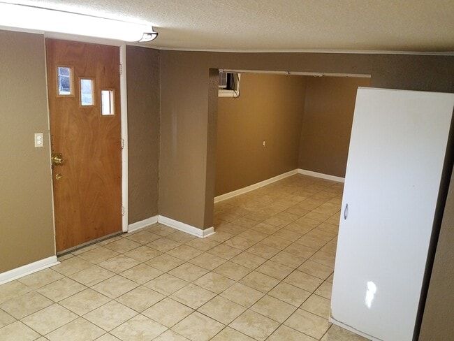 Photo - 1031 Pierre St Unit 2
