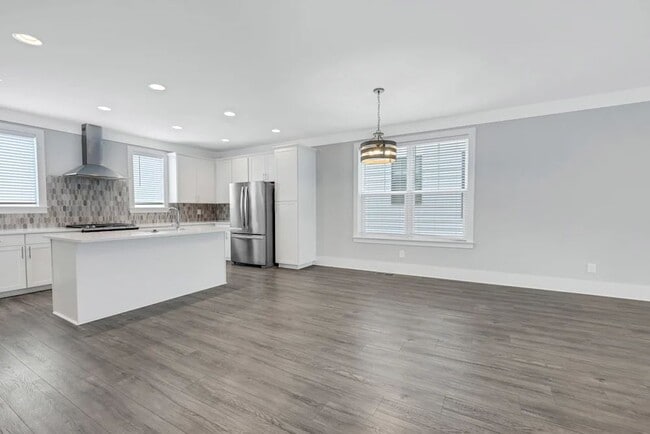 Building Photo - 432 Becanni Ln