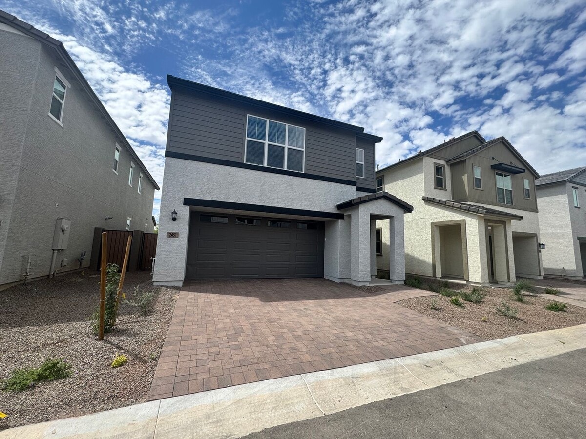 BRAND NEW HOME IN UNION PARK - BRAND NEW HOME IN UNION PARK