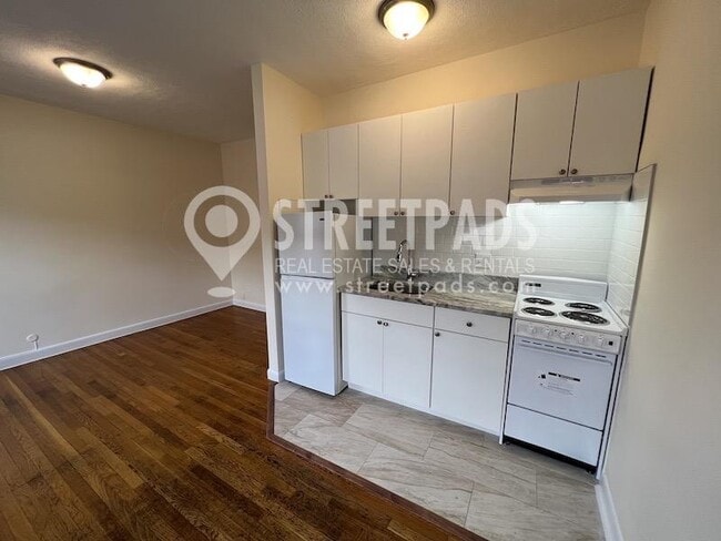 Photo - 2 bedroom in Boston MA 02135
