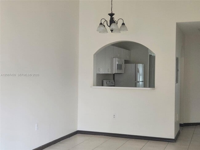 1271 SE 28th Ct Unit 104