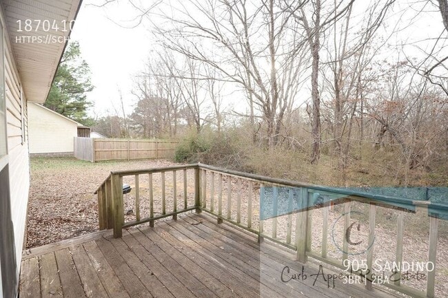 Photo - 905 Sandino-