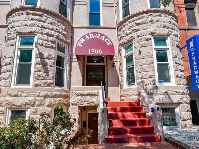 Building Photo - 1506 21st St NW Unit T100 Rental