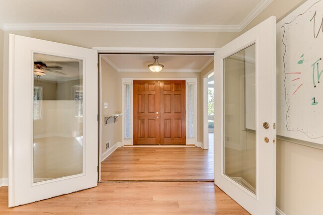 Photo - 1016 Northwood Rd
