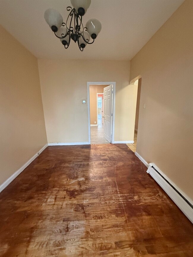 Photo - 290 Ege Ave Unit 1