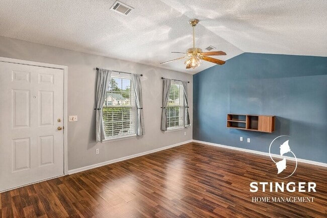 Photo - 21 Blacksmith Cir