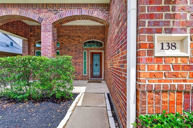 Photo - 138 S Sawbridge Cir
