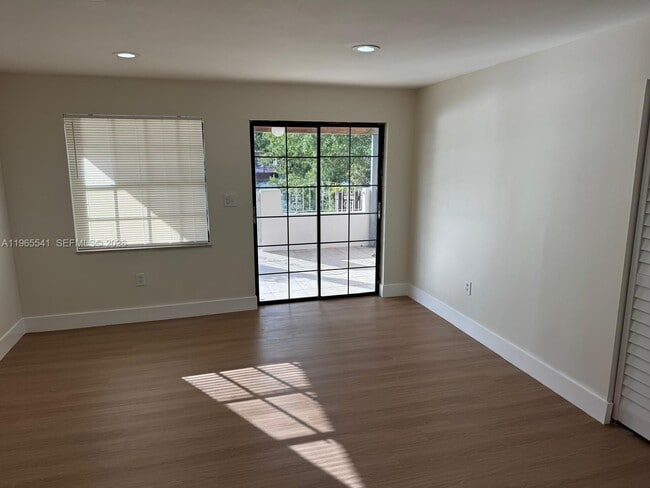 Photo - 7520 W 15th Ct