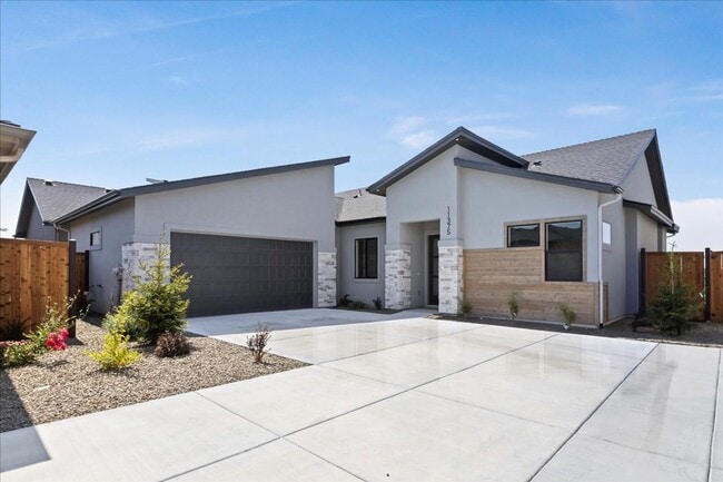 Building Photo - 11375 W Perthshire Ln