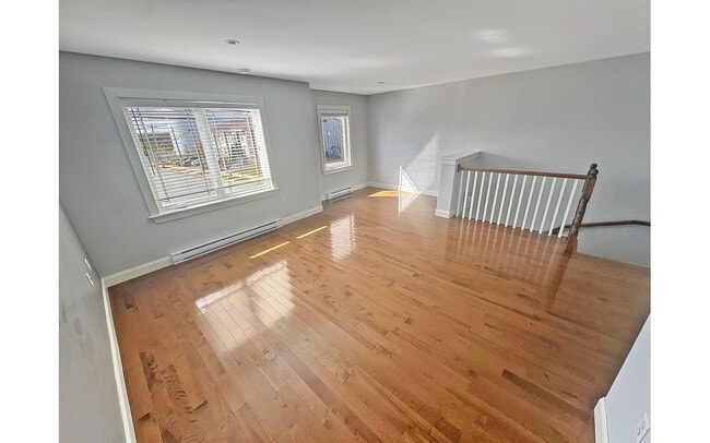 Photo - 207 Transom Dr