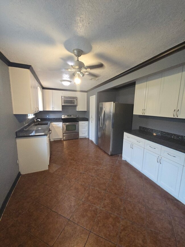 Photo - 10014 Carlow Ln