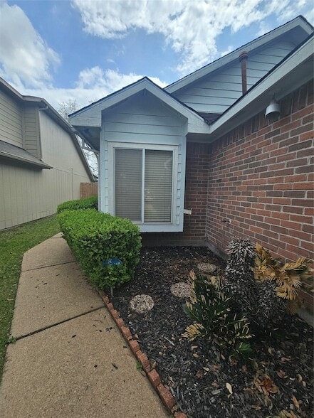 17051 Carbridge Dr