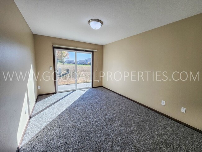 Photo - Great Deal in Ankeny! 3 Bedroom 2.5 bath with basement finished in Northwest Ankeny