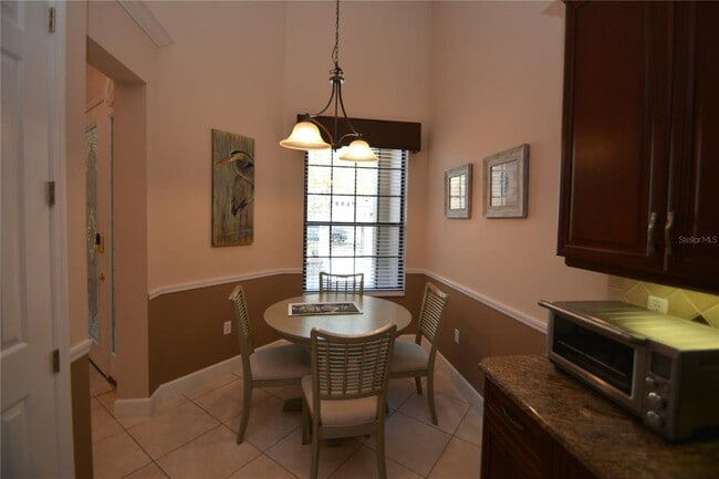 Photo - 706 Cobblestone Dr