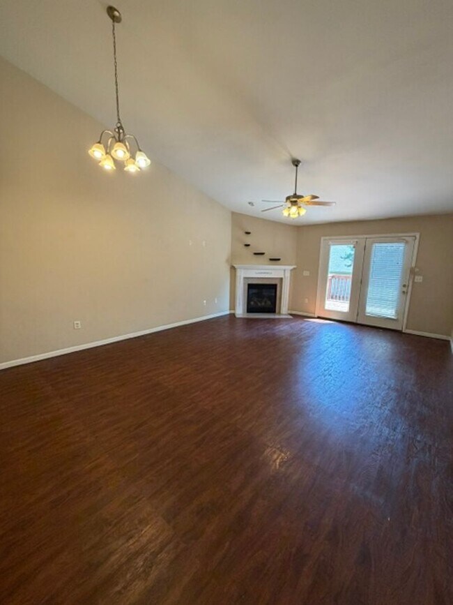 Photo - 10925 Upland Terrace