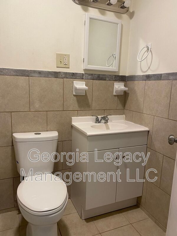 Photo - 272 Lawrenceville St