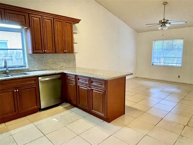 Photo - 9133 NW 48th St