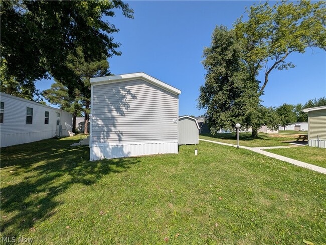 Photo - 215 Cedar Brook Dr