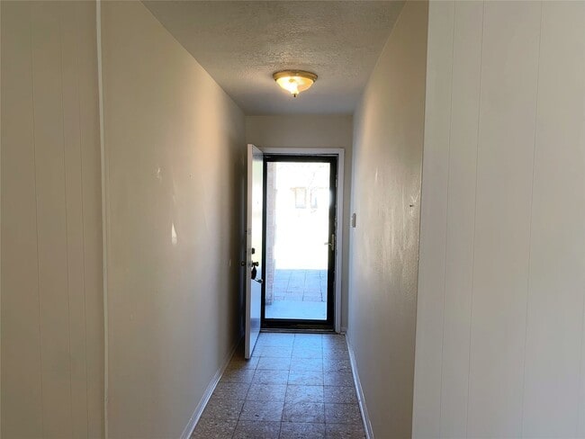 Photo - 13611 Elm Ct