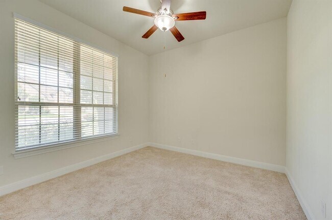 Photo - 845 Richardson Ln