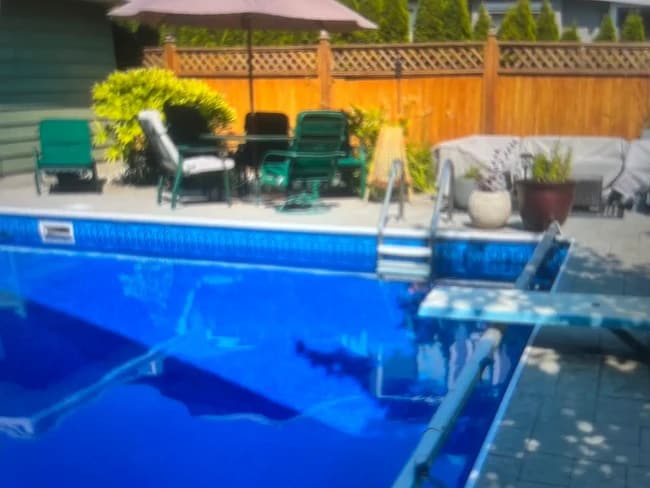 Photo - 9211 Chapmond Cres