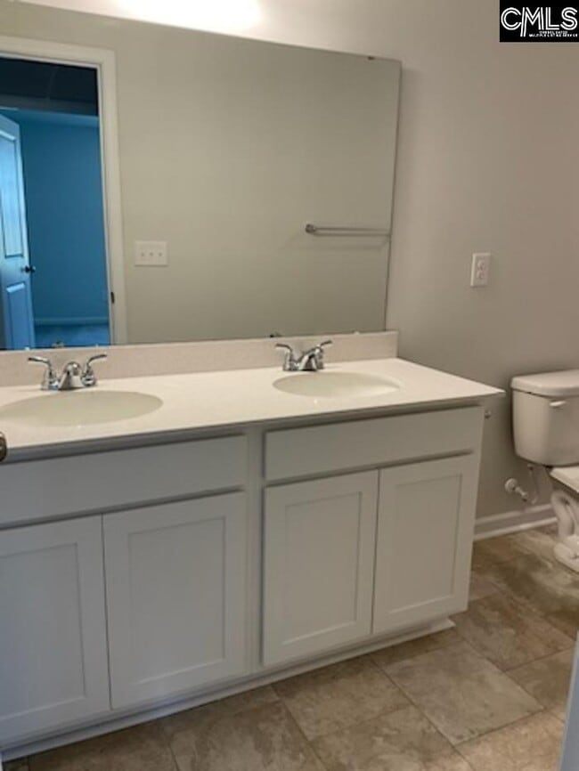 Photo - 122 Kings Parish Ct