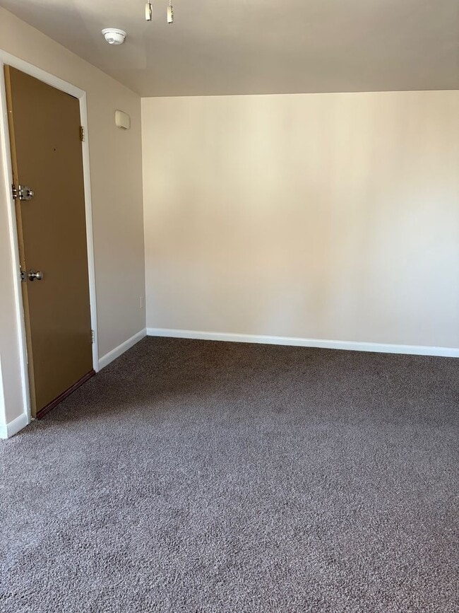 Photo - 3401 Berkley Ave Unidad 2nd Floor