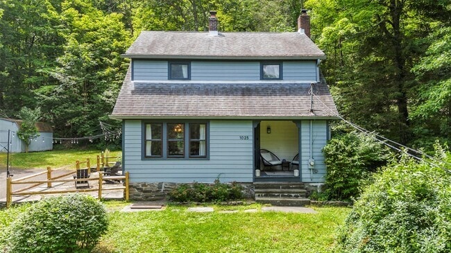 Building Photo - 1025 Sawkill Rd Rental