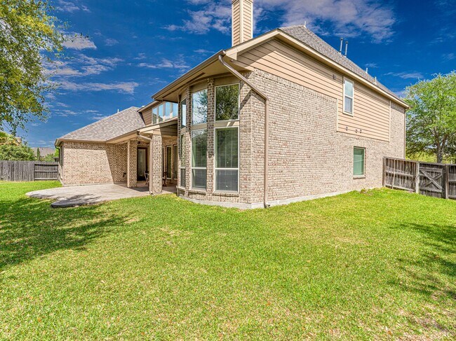 Photo - 27703 Lodgemist Ct