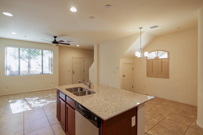Photo - 2390 E Blue Diamond Dr