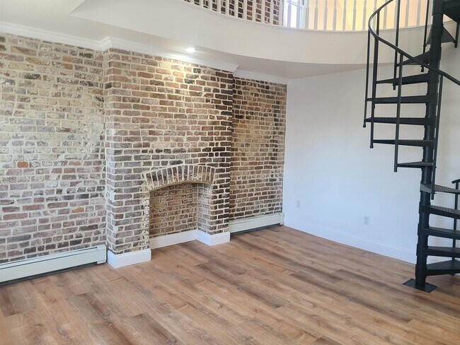 Photo - 201-203-203 N 2nd St Unit 6