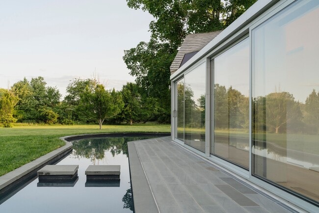 Photo - 395 First Neck Lane