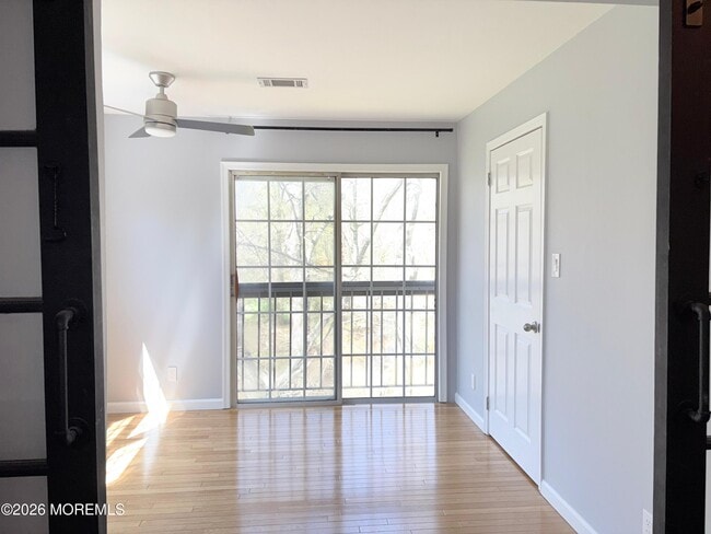 Photo - 5-6-6 Atlanta Ct Unit 6