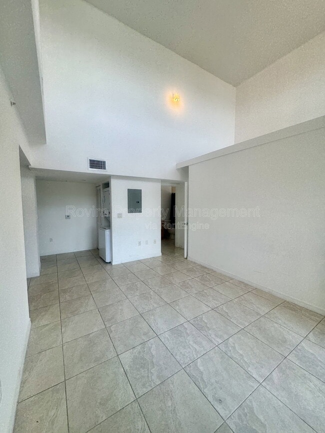 Photo - 498 SW 6th St Unit APT 401