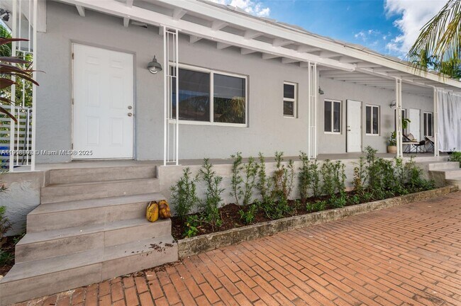 Photo - 540 NE 67th St Unit 540