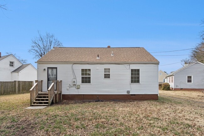 Photo - Christopher Shores