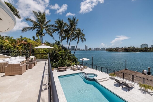 Photo - 2 S Hibiscus Dr