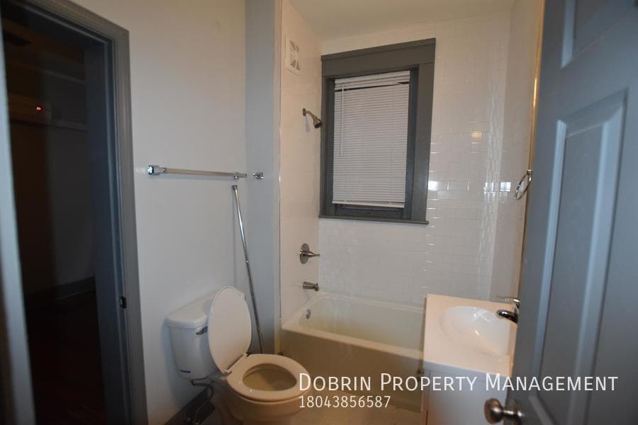Photo - 2317 W Main St Unidad 2