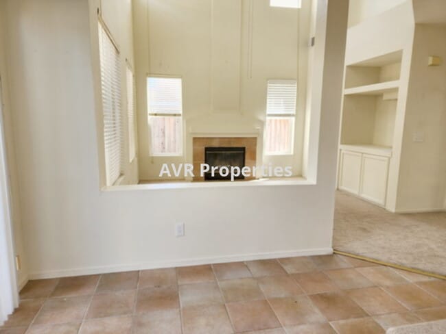 Photo - Beautiful four bedrooms, three bathrooms and three car garage Dublin home