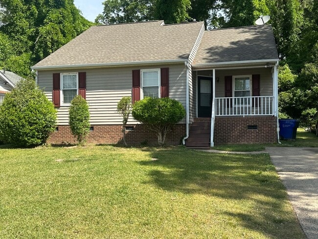 Building Photo - 3BR, 2BA Durham Home with Deck and LVP Flooring