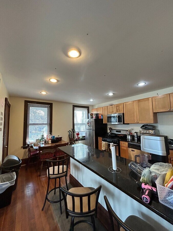 Photo - 170 St Alphonsus St Unidad 2