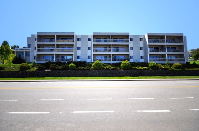 Photo - Aberdeen Apartments