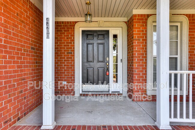 Photo - 4400 Peregrine Pl