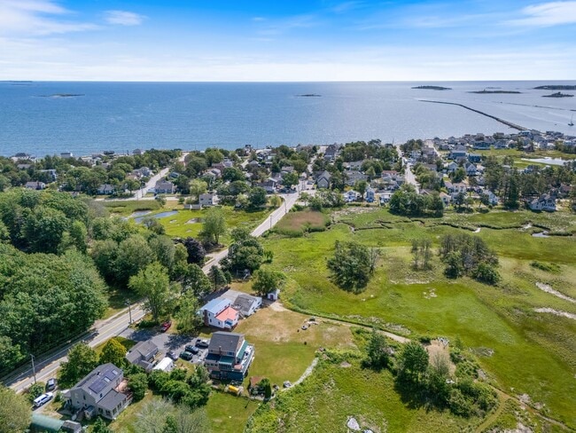 Photo - 649 Ferry Rd